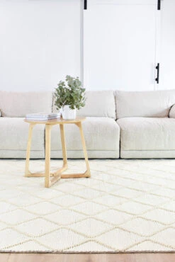 Lure Coast Diamond Frost Wool Rug