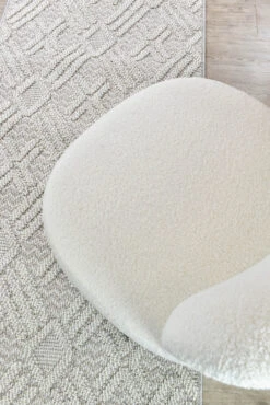 Berlin Cross Light Grey Runner Rug -Sydney Rugs Online BERLIN 0F098A LGREY RU 3