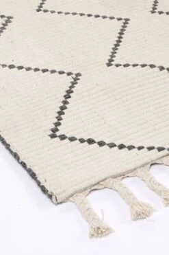 Leilani Diamond Tassel Cream Rug -Sydney Rugs Online GOA160D2CRE 5