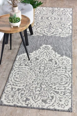 Long Island Sheen Cream Grey Runner Rug