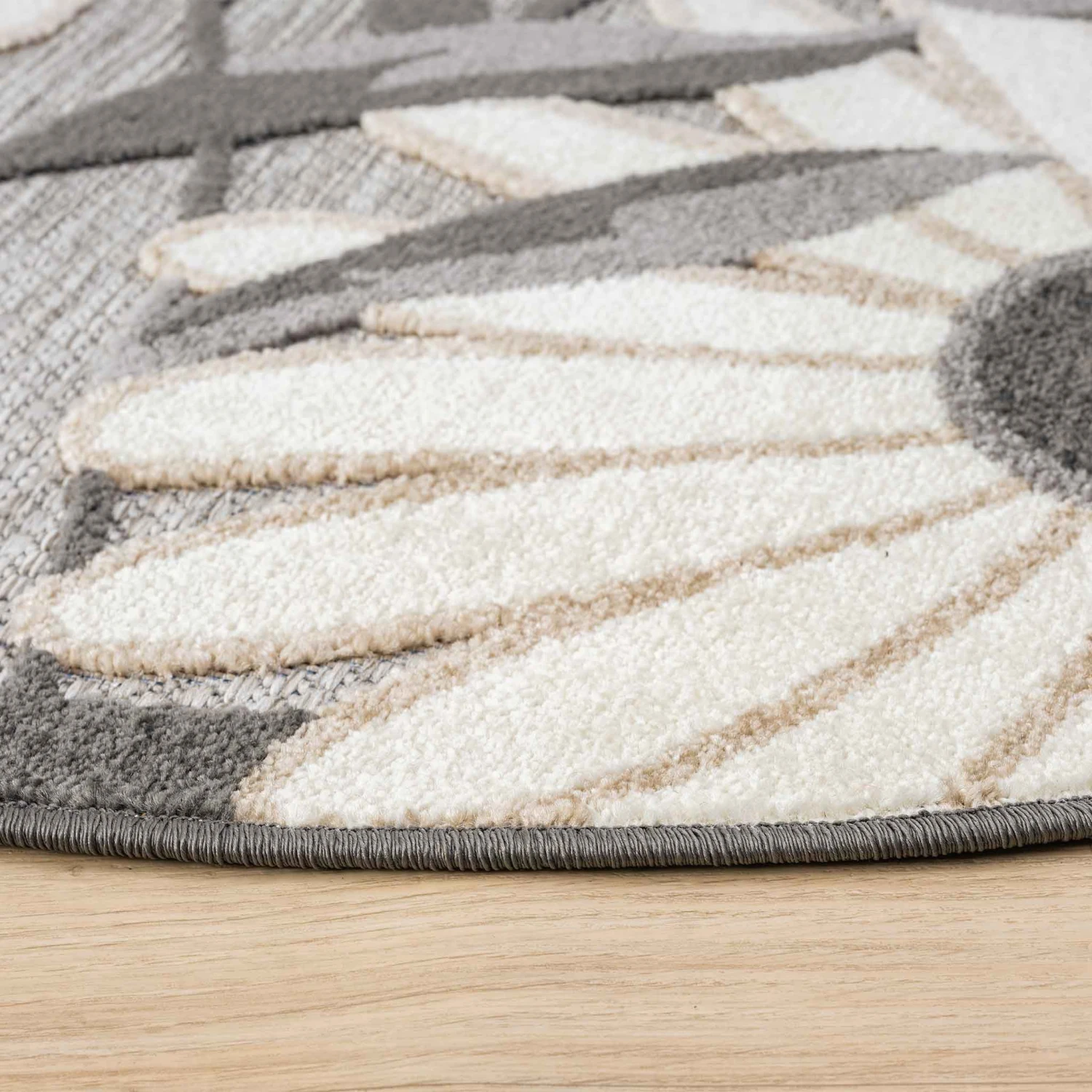 Fascination Flower Silver Round Rug 7 Fascination Flower Silver Round Rug - Image 5