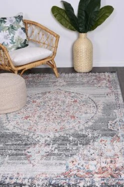 Chamber Hollow Medalion Transitional Grey Rug