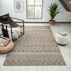 Portico Almond Rug